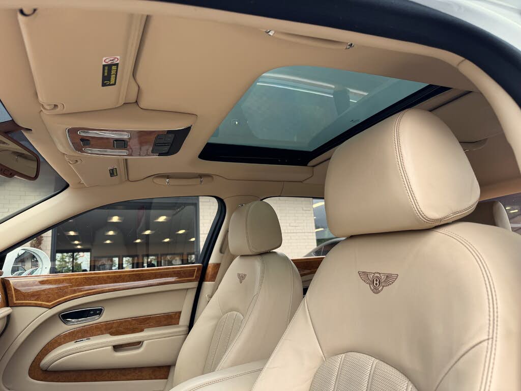 2013 Bentley Mulsanne RWD photo 21