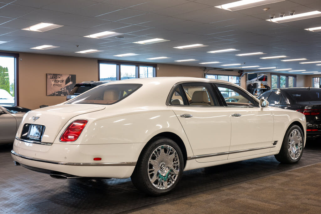 2013 Bentley Mulsanne RWD photo 4