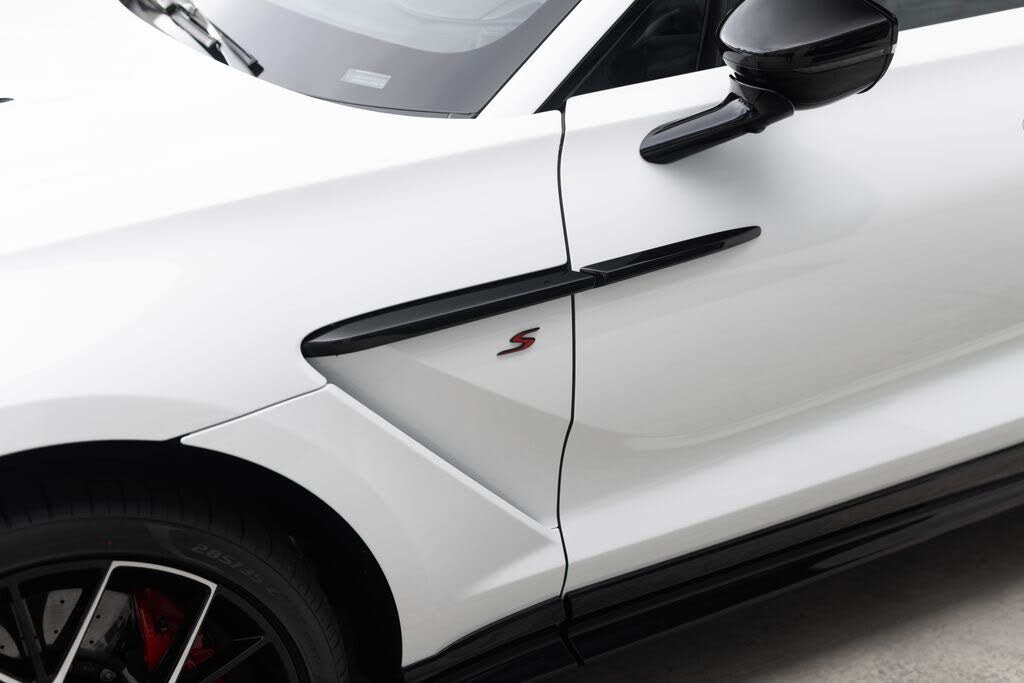 2026 Aston Martin DBX S AWD photo 12
