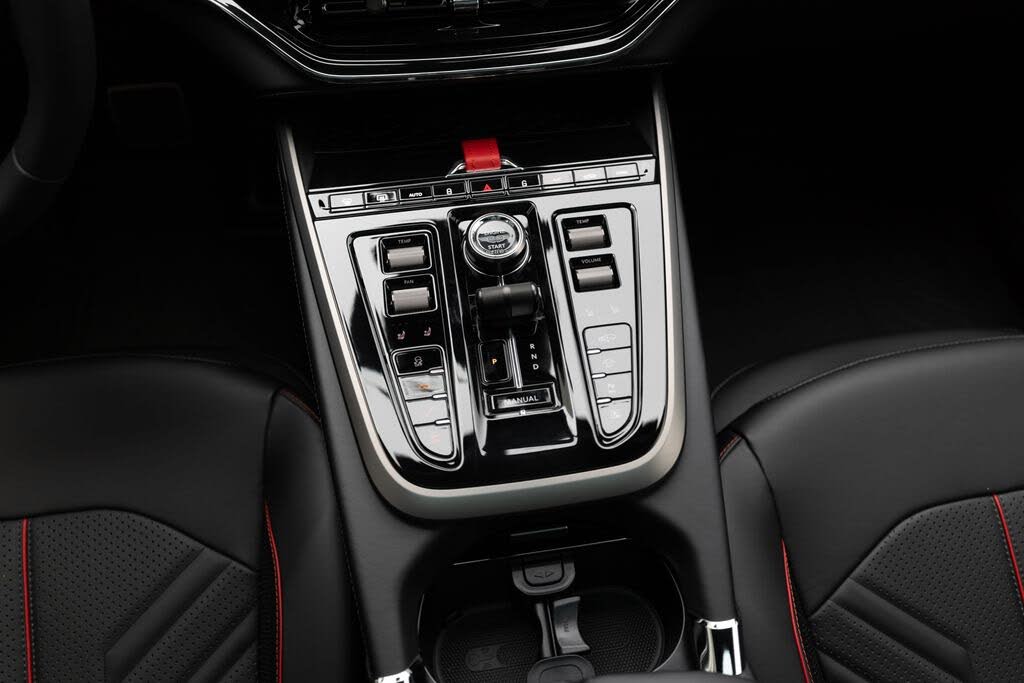 2026 Aston Martin DBX S AWD photo 22