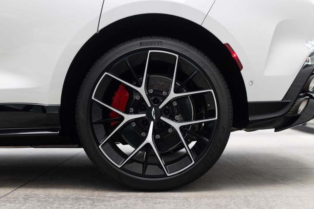2026 Aston Martin DBX S AWD photo 10