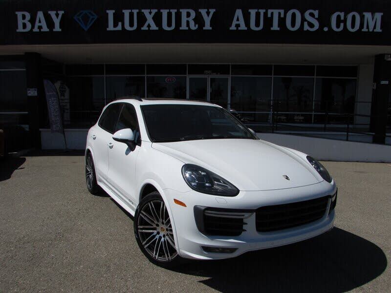 2016 Porsche Cayenne GTS AWD