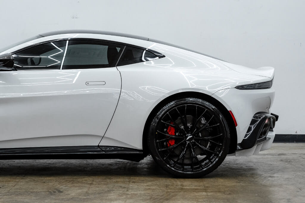 2023 Aston Martin Vantage V8 Coupe RWD photo 16