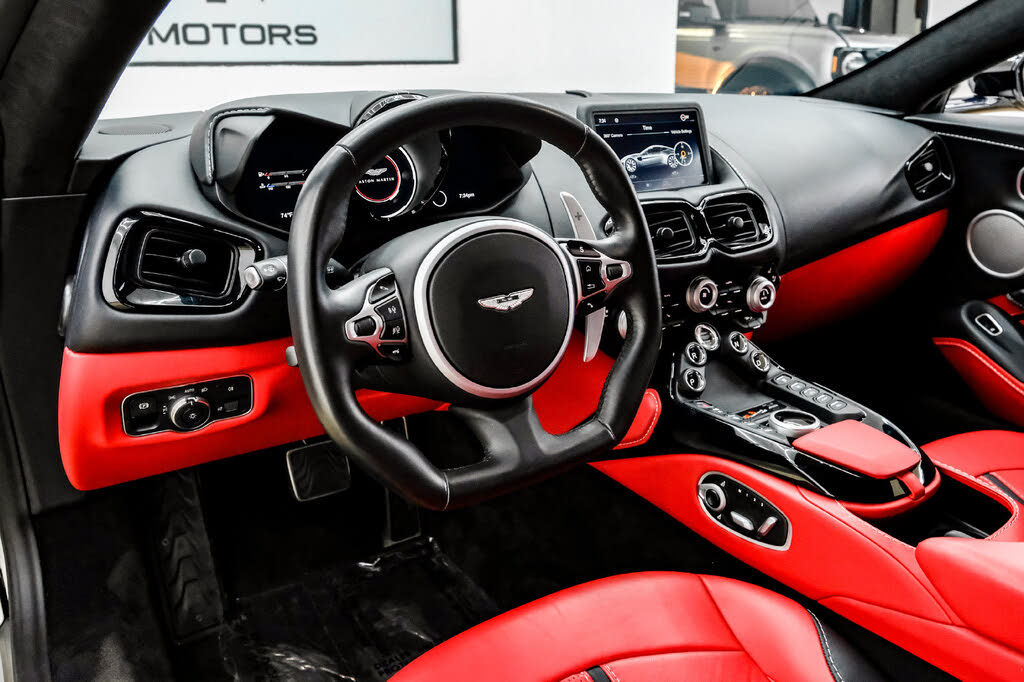2023 Aston Martin Vantage V8 Coupe RWD photo 19