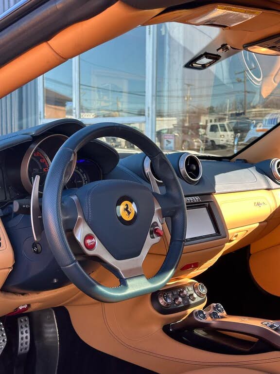 2012 Ferrari California Roadster photo 3