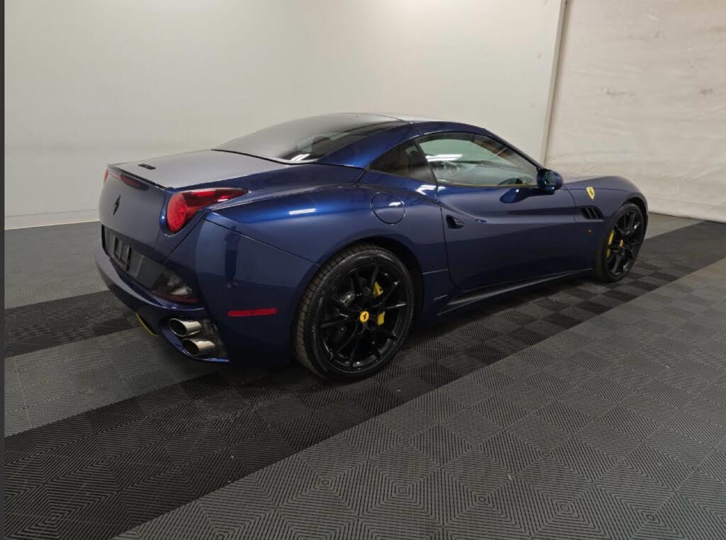 2012 Ferrari California Roadster photo 5
