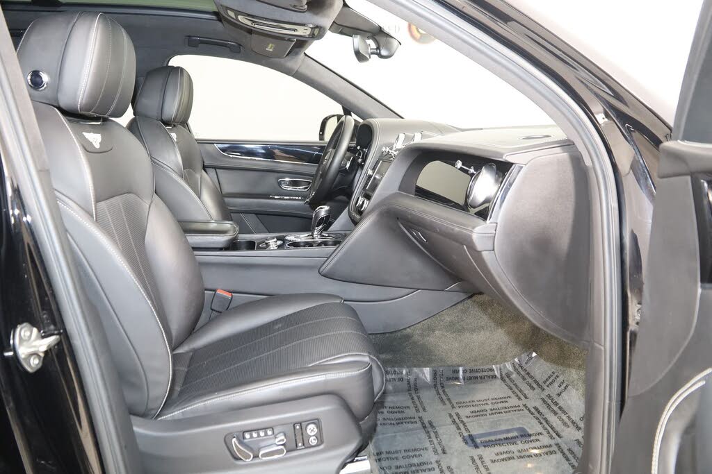 2018 Bentley Bentayga W12 Signature Edition AWD photo 13