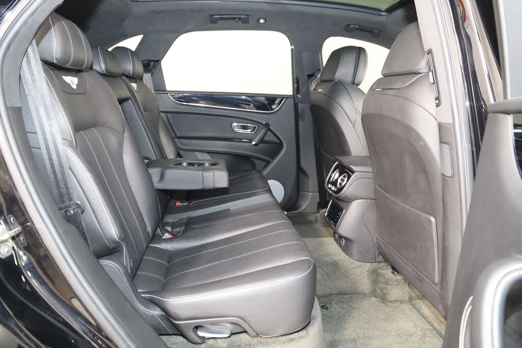 2018 Bentley Bentayga W12 Signature Edition AWD photo 17