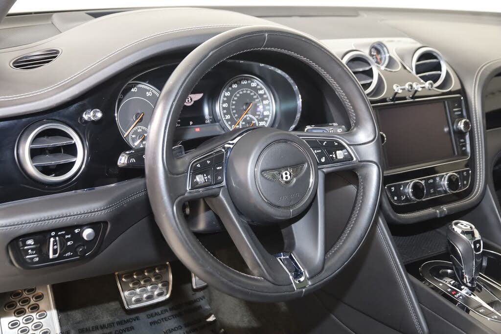 2018 Bentley Bentayga W12 Signature Edition AWD photo 6