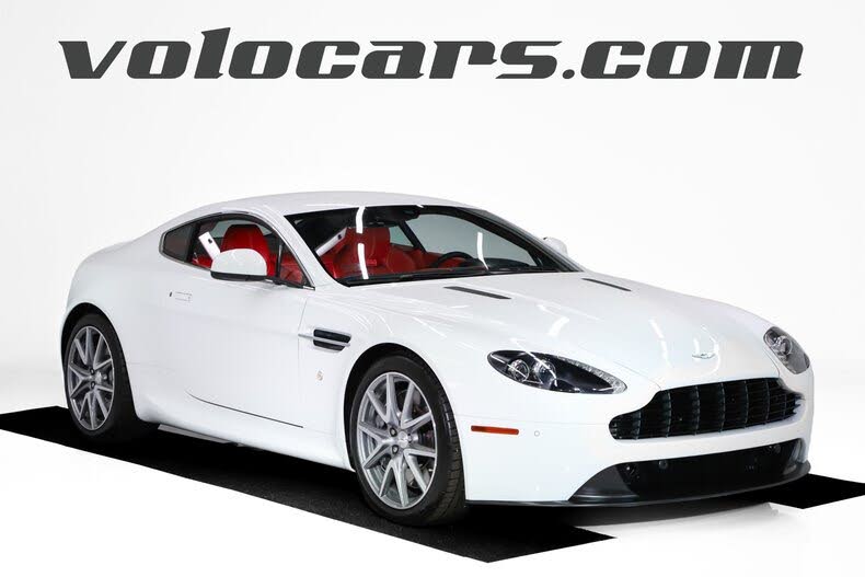2013 Aston Martin V8 Vantage Coupe RWD