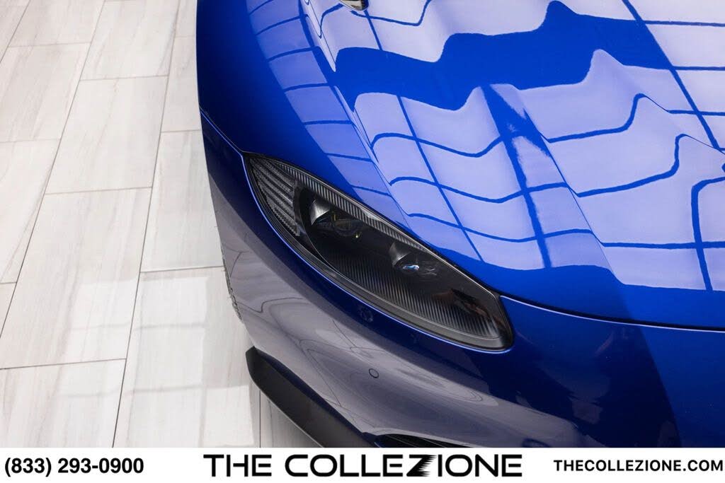2023 Aston Martin Vantage V8 Coupe RWD photo 2