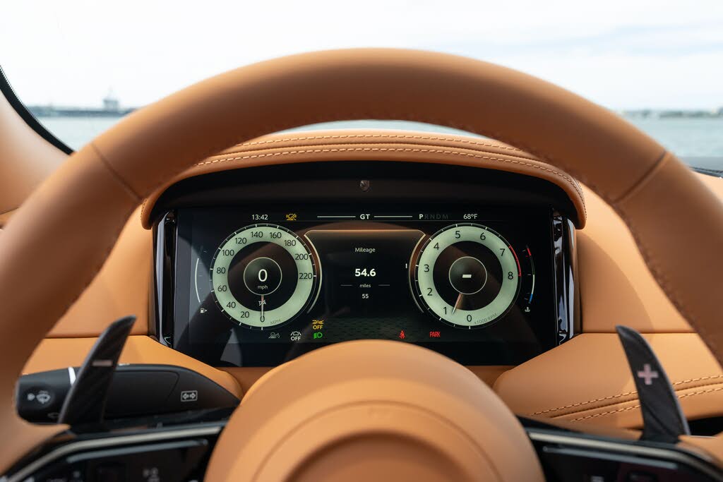 2026 Aston Martin DB12 Volante RWD photo 16
