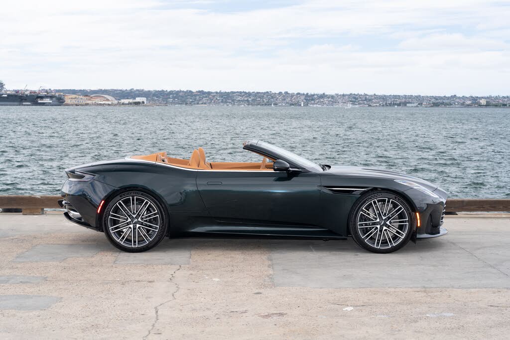 2026 Aston Martin DB12 Volante RWD photo 3
