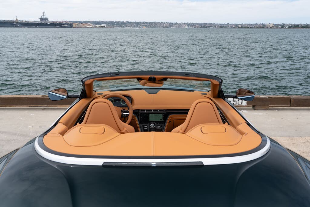 2026 Aston Martin DB12 Volante RWD photo 10