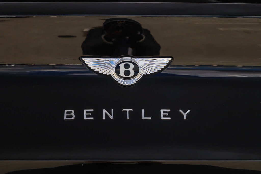 2021 Bentley Bentayga V8 AWD photo 11
