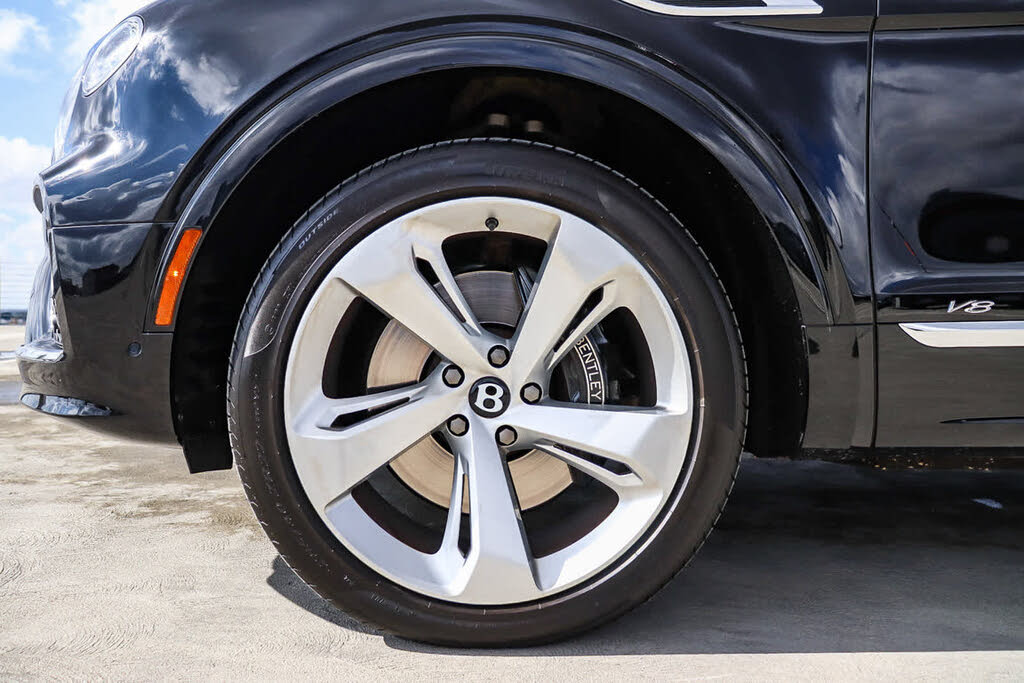 2021 Bentley Bentayga V8 AWD photo 14