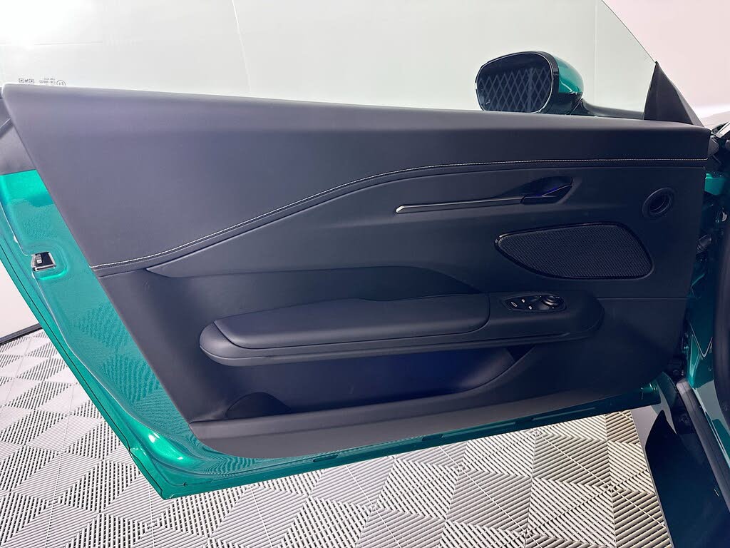 2026 Aston Martin Vantage S Coupe RWD photo 14