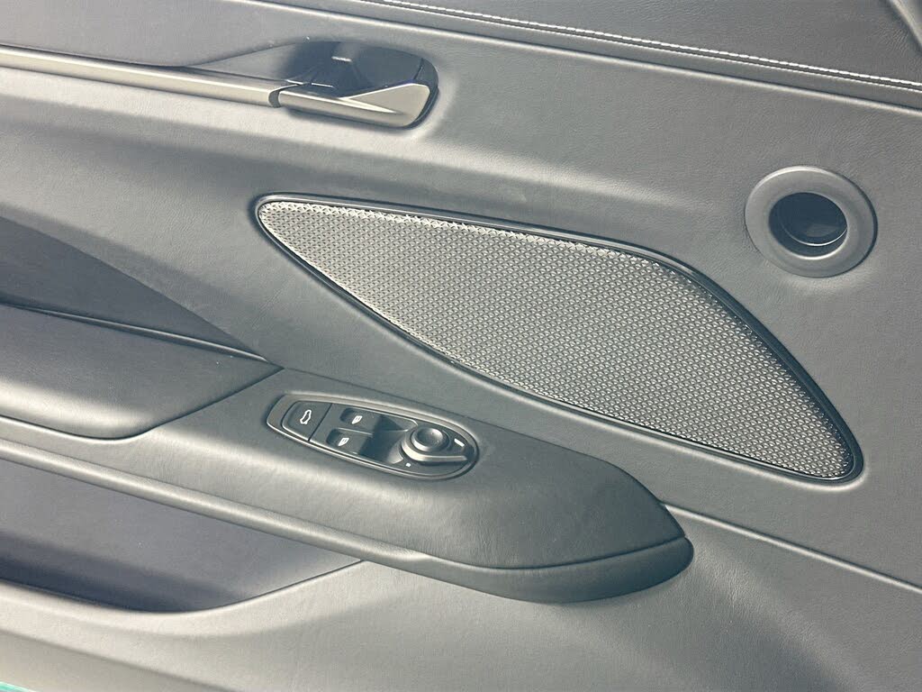 2026 Aston Martin Vantage S Coupe RWD photo 16