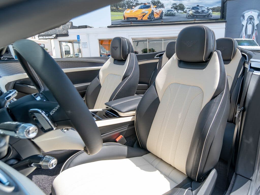2026 Bentley Continental GTC AWD photo 17
