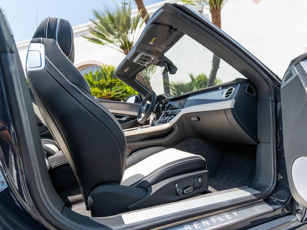 2026 Bentley Continental GTC AWD photo 20