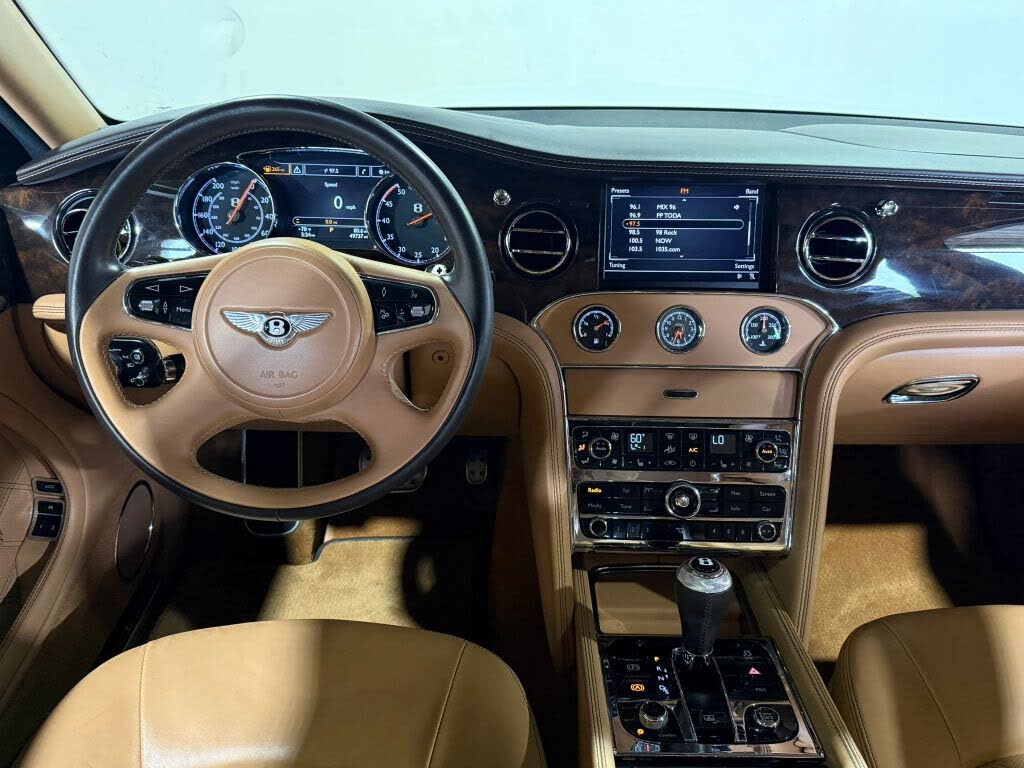 2013 Bentley Mulsanne RWD photo 11