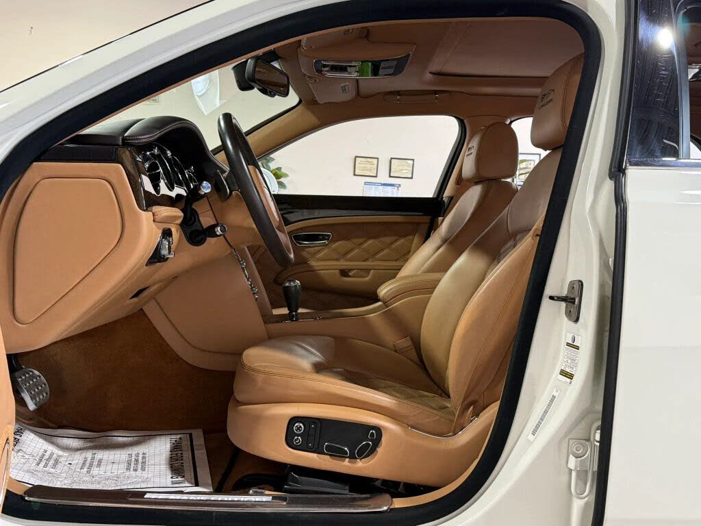 2013 Bentley Mulsanne RWD photo 13