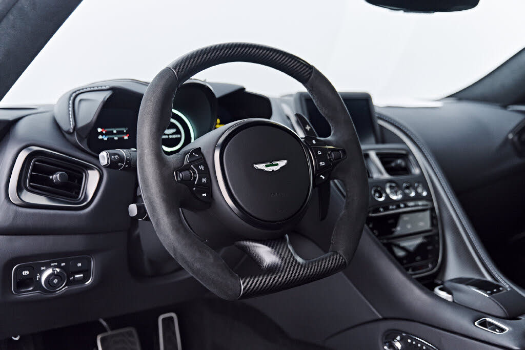 2023 Aston Martin DBS Superleggera Coupe RWD photo 2