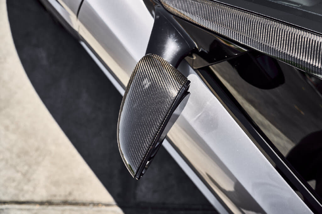 2023 Aston Martin DBS Superleggera Coupe RWD photo 6