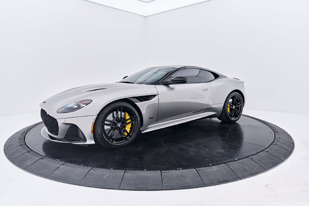 2023 Aston Martin DBS Superleggera Coupe RWD photo 9