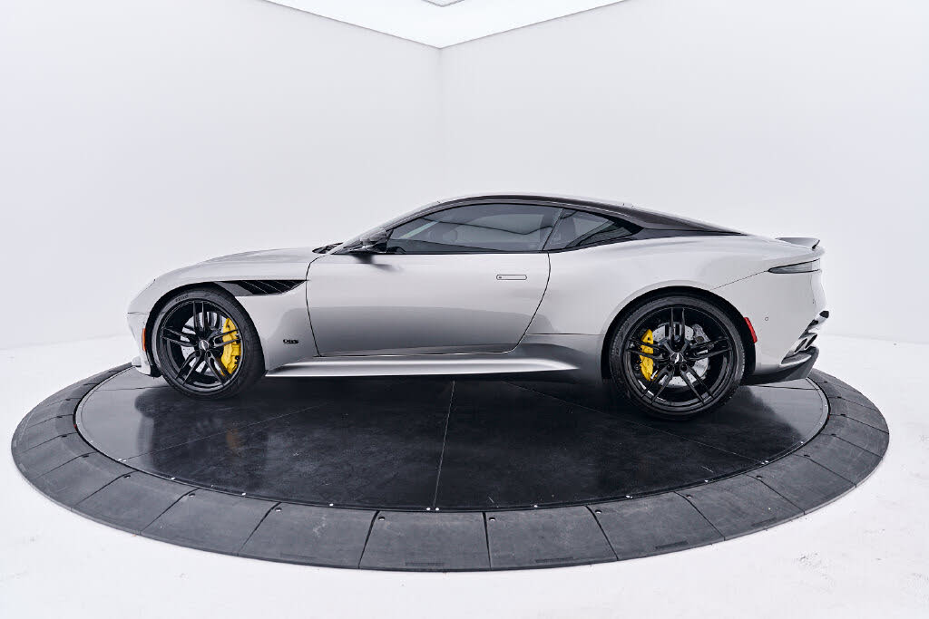 2023 Aston Martin DBS Superleggera Coupe RWD photo 10