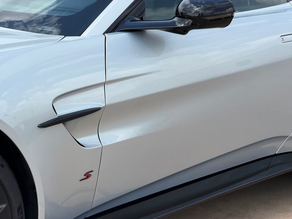 2026 Aston Martin Vantage S Coupe RWD photo 13