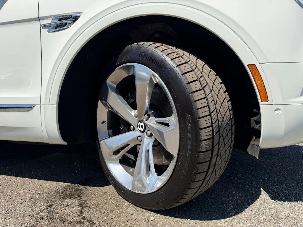 2018 Bentley Bentayga W12 Signature Edition AWD photo 8