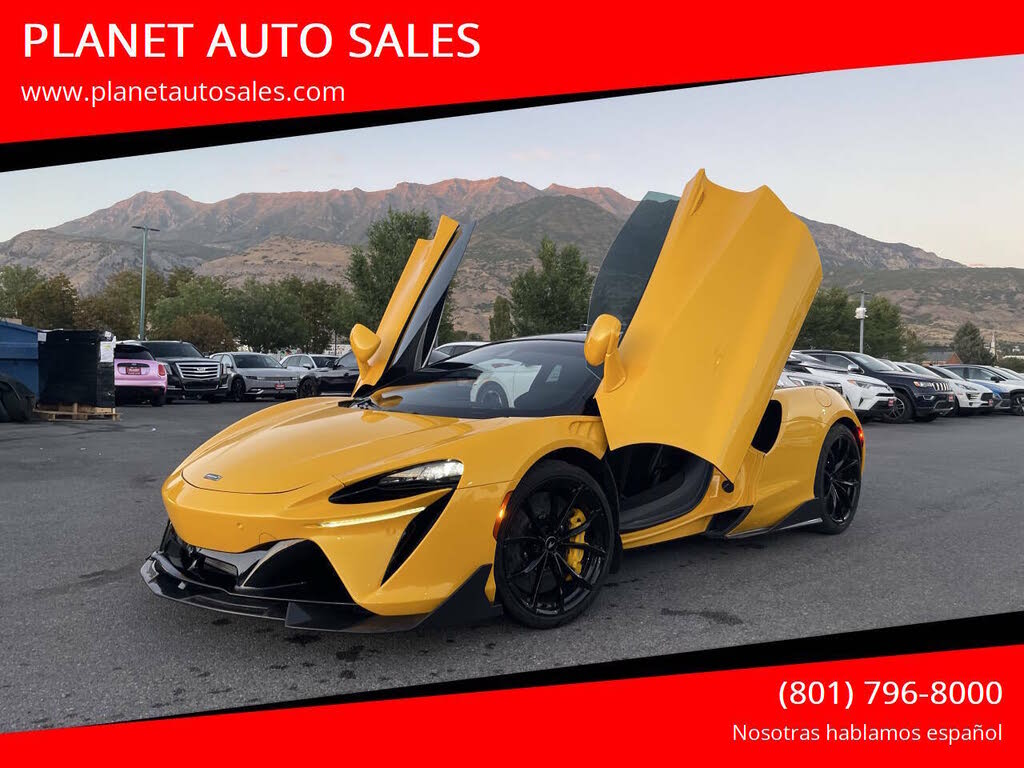 2023 McLaren Artura RWD