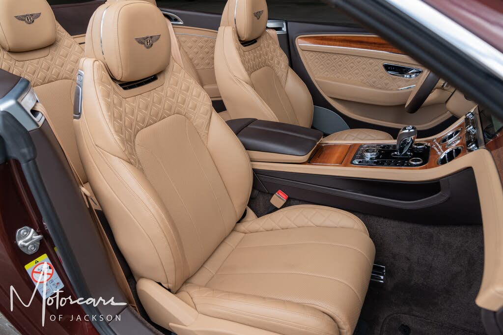 2021 Bentley Continental GTC V8 AWD photo 17