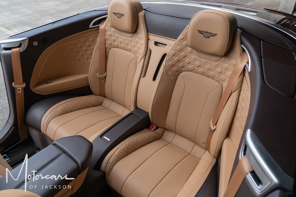 2021 Bentley Continental GTC V8 AWD photo 18