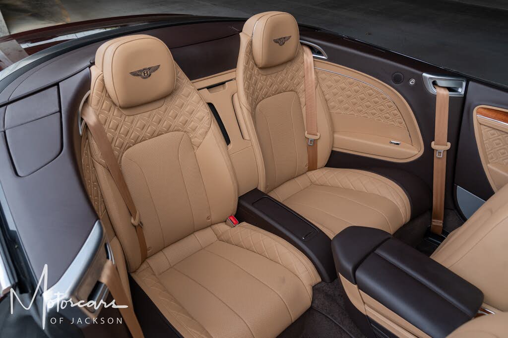 2021 Bentley Continental GTC V8 AWD photo 19