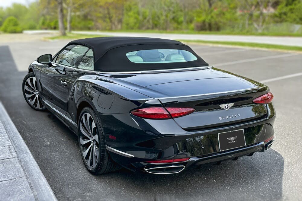 2026 Bentley Continental GTC AWD photo 3
