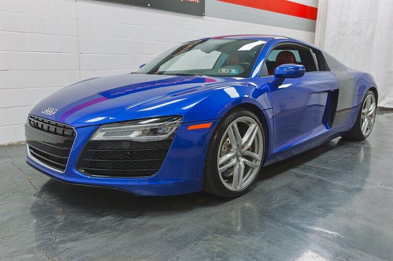 2015 Audi R8 quattro V8 Coupe AWD photo 7 of 24
