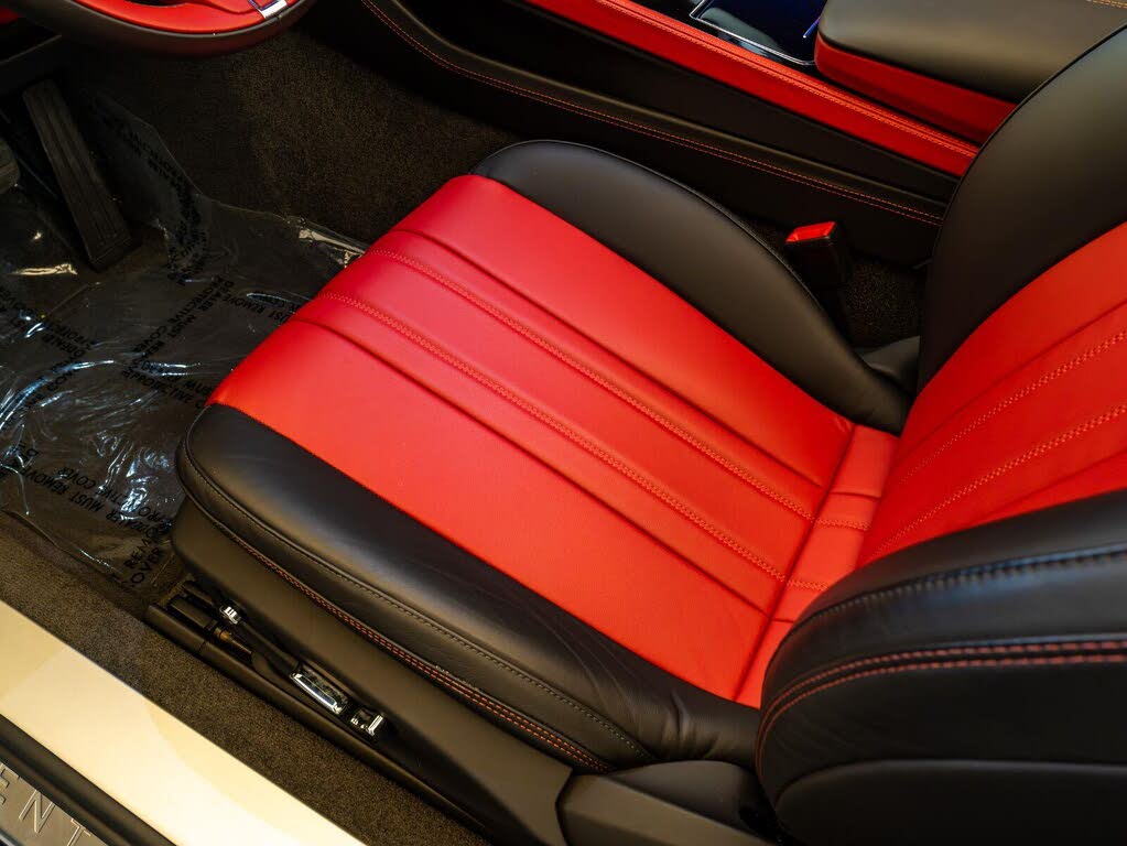 2023 Bentley Continental GTC V8 AWD photo 12