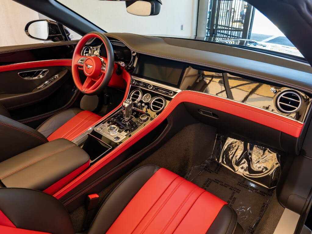 2023 Bentley Continental GTC V8 AWD photo 18