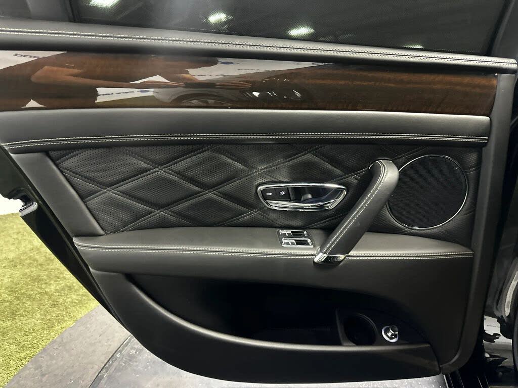 2014 Bentley Flying Spur W12 AWD photo 16