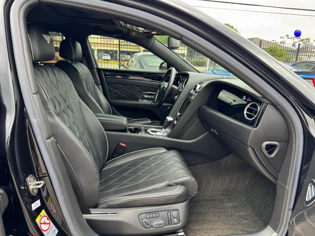 2014 Bentley Flying Spur W12 AWD photo 22