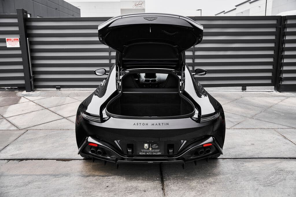 2023 Aston Martin Vantage V8 Coupe RWD photo 16