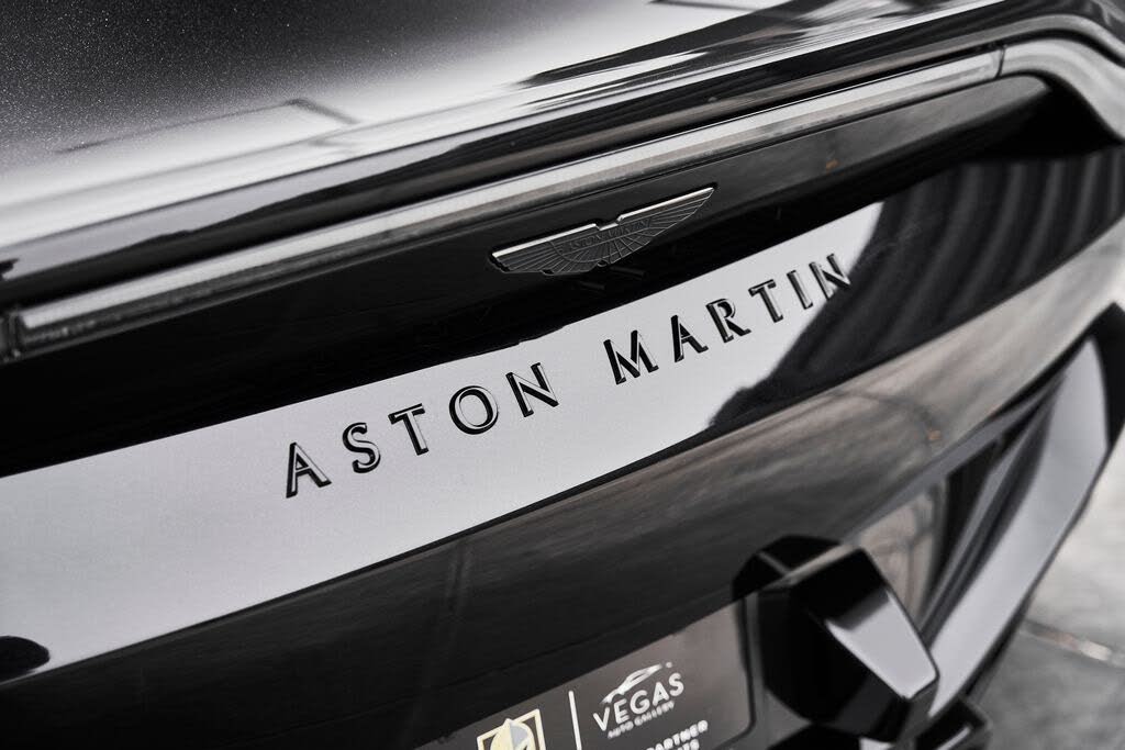 2023 Aston Martin Vantage V8 Coupe RWD photo 10