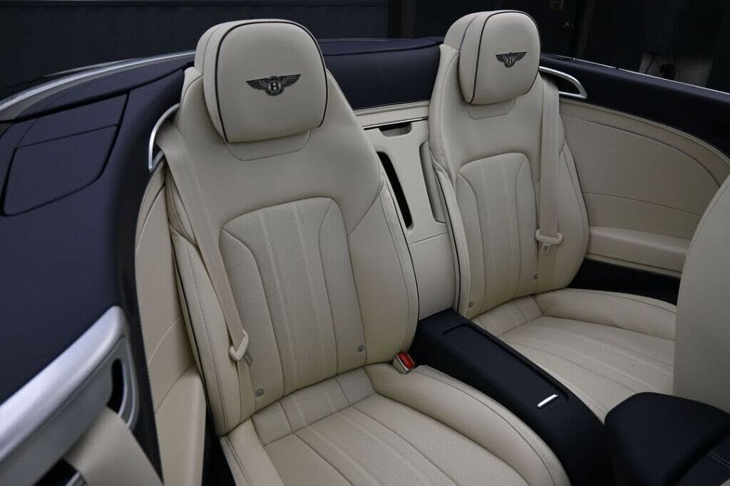 2026 Bentley Continental GTC AWD photo 9