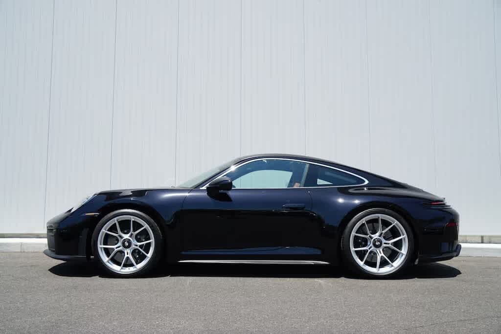 2025 Porsche 911 GT3 Touring Coupe RWD