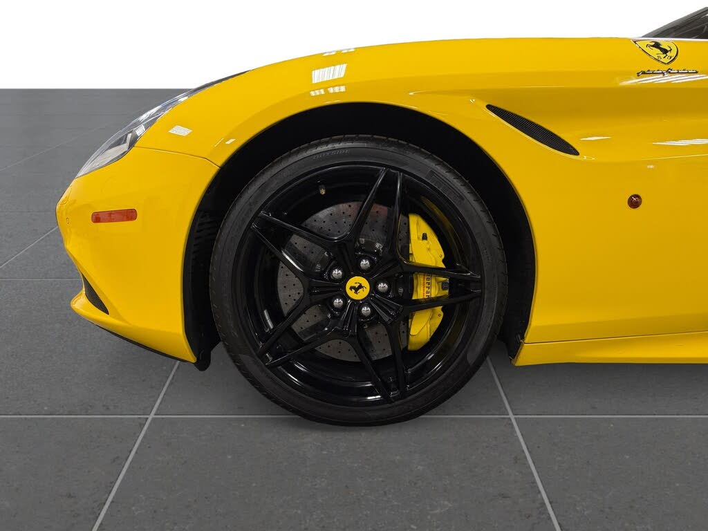 2015 Ferrari California T Roadster photo 14