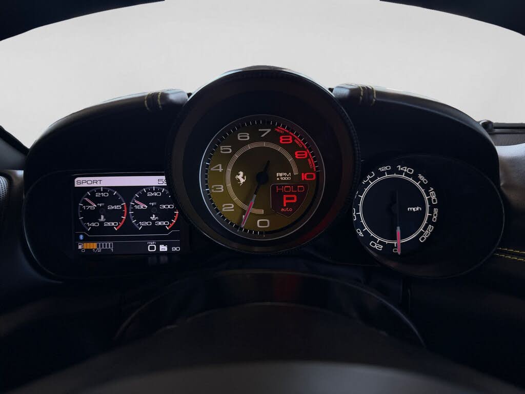 2015 Ferrari California T Roadster photo 20