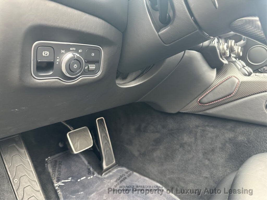 2021 Aston Martin Vantage Convertible RWD photo 18