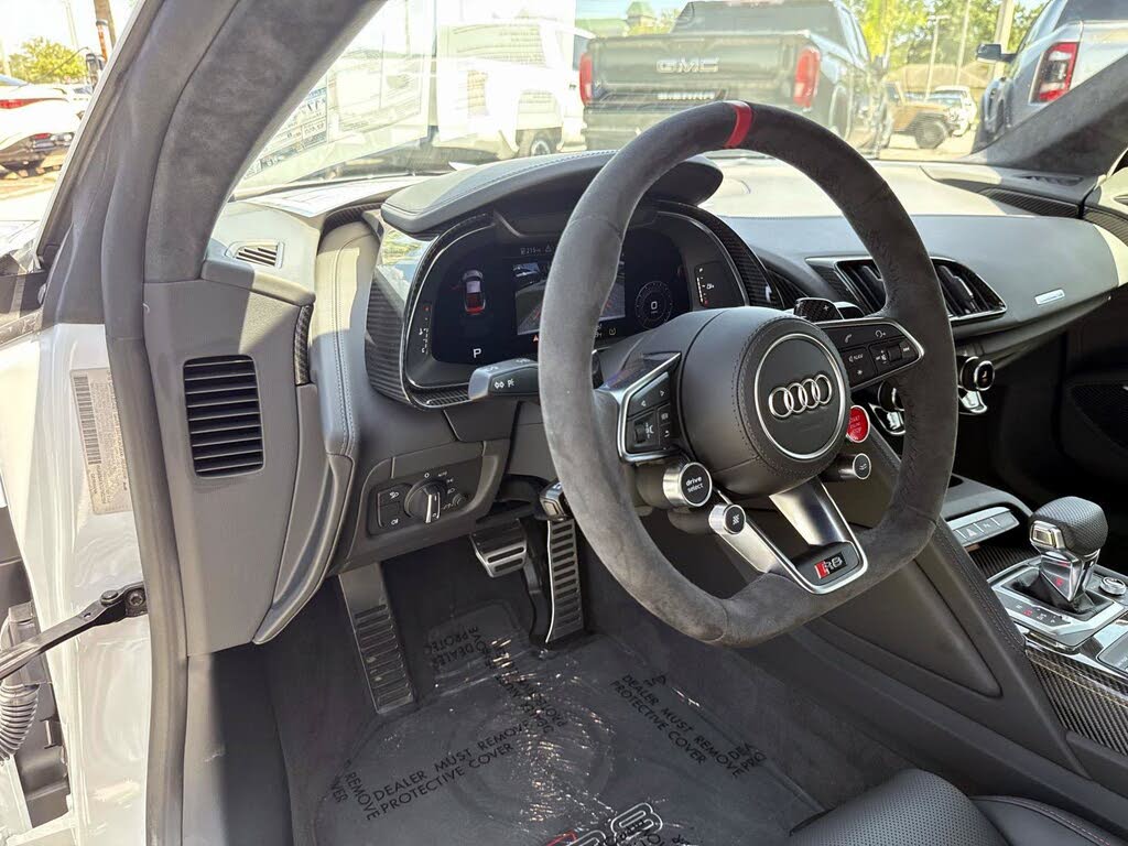 2018 Audi R8 quattro V10 Plus Coupe AWD photo 16 of 24